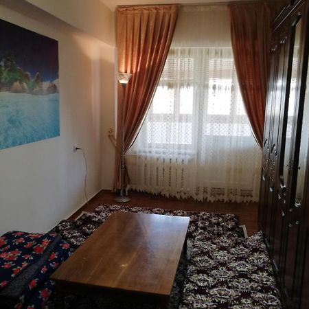 3Br Chorsu Lägenhet Tasjkent Exteriör bild
