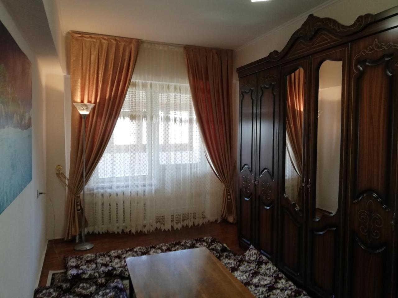 3Br Chorsu Lägenhet Tasjkent Exteriör bild