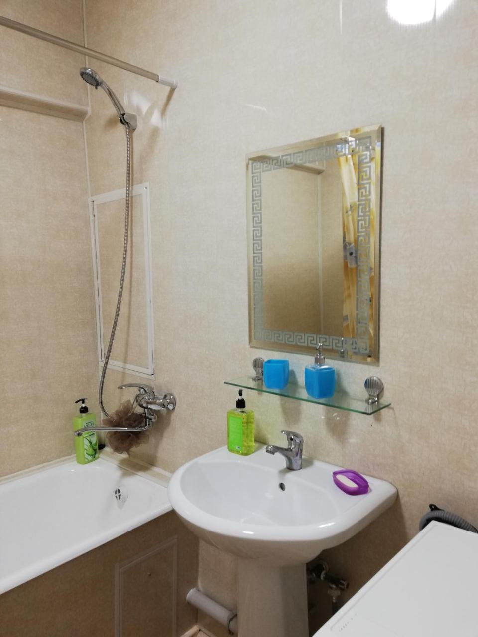 3Br Chorsu Lägenhet Tasjkent Exteriör bild